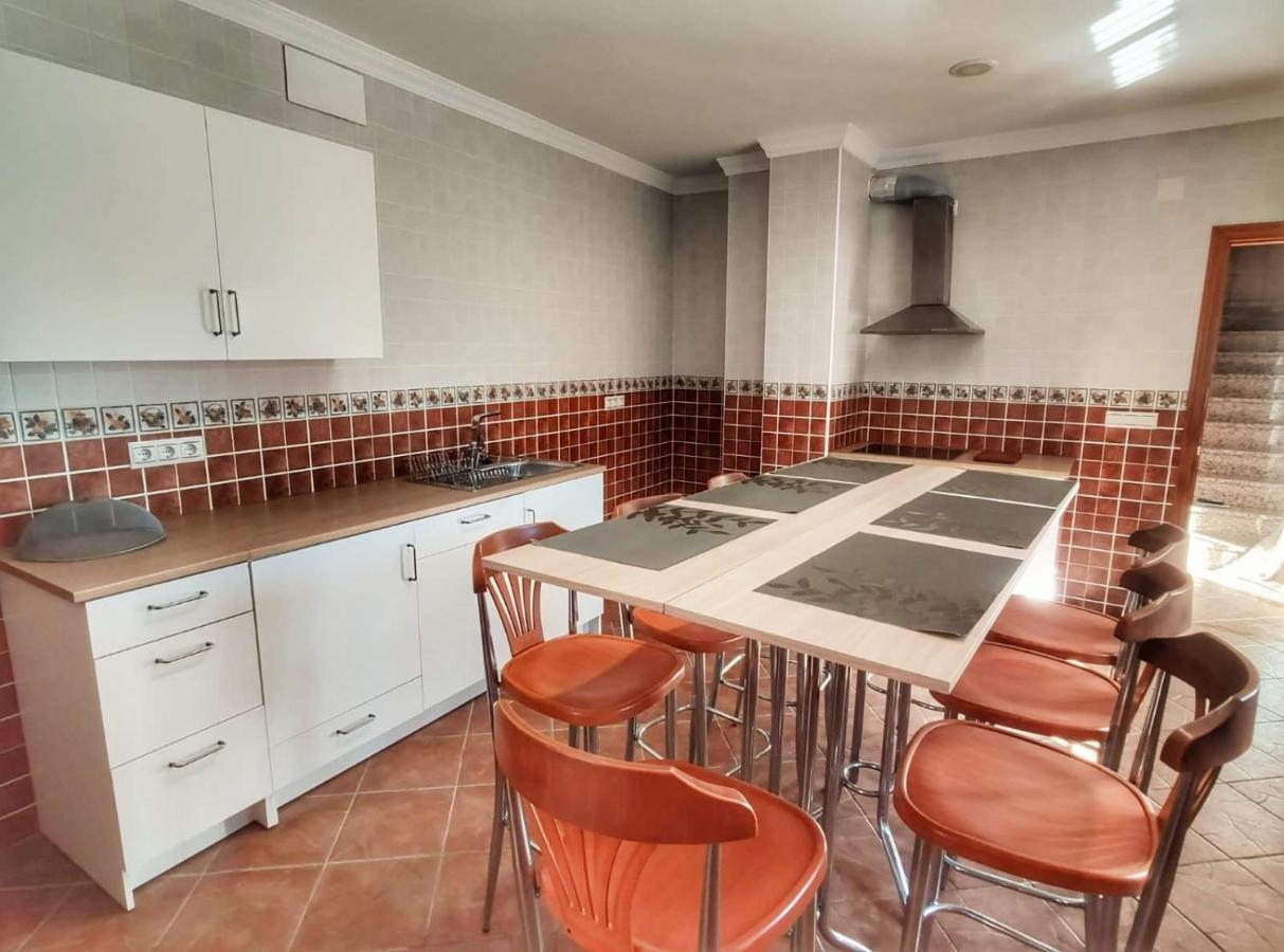 Casa Amplia Con Terraza En La Vinuela Villa Eksteriør bilde