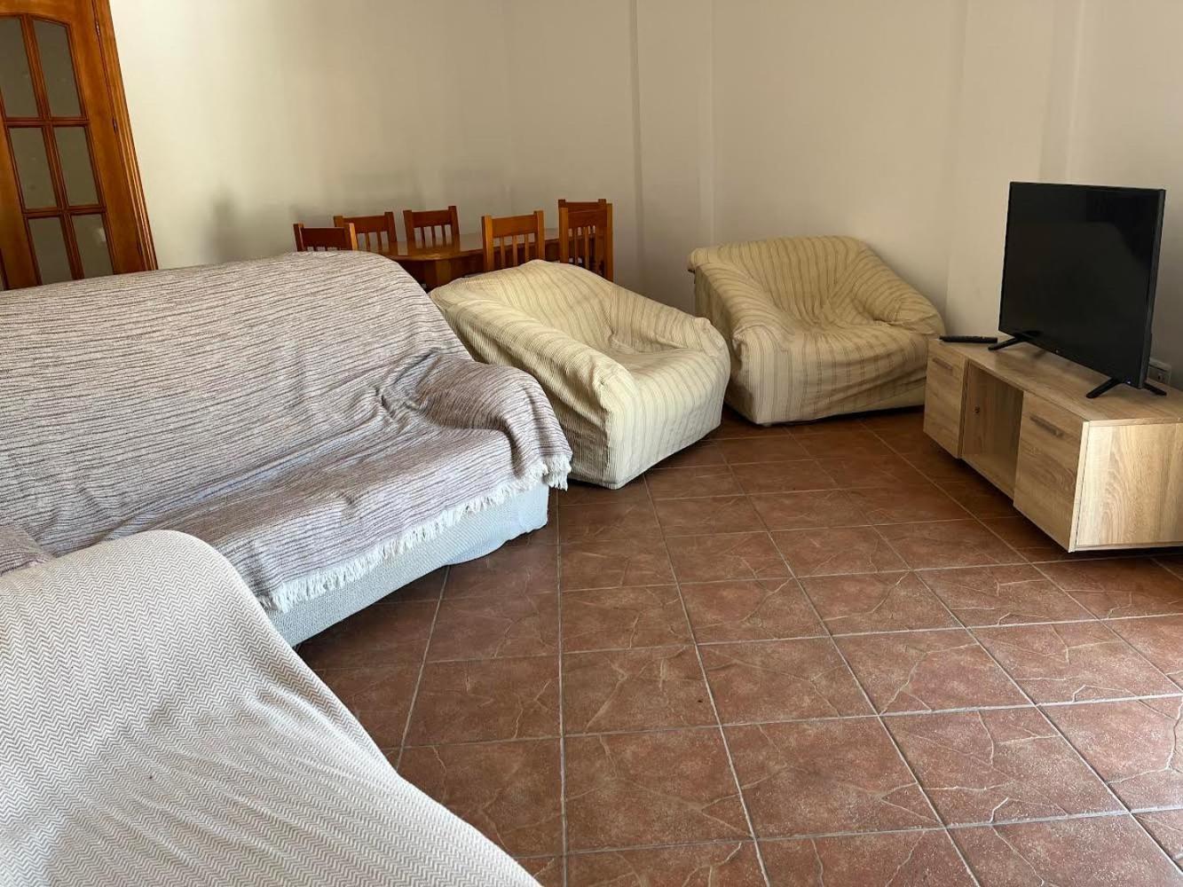 Casa Amplia Con Terraza En La Vinuela Villa Eksteriør bilde